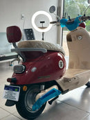 Scooter elétrica retrô HiTWAY vista lateral completa